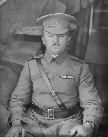 Portrait of Billy Hart in uniform 1916. Image source: Australian War Memorial
