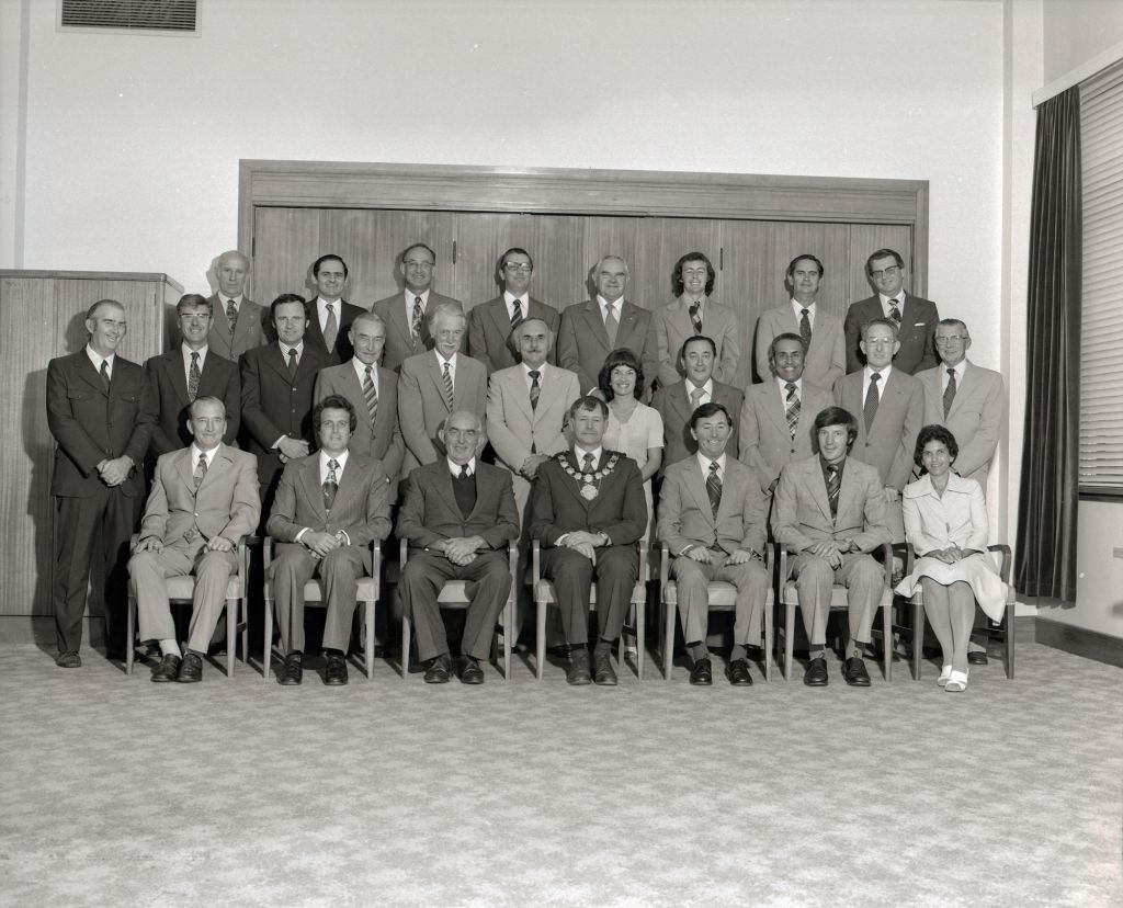Parramatta City Council Alderman and Staff, 1976-1977, Group photograph. City of Parramatta Archives: ACC002/062/005