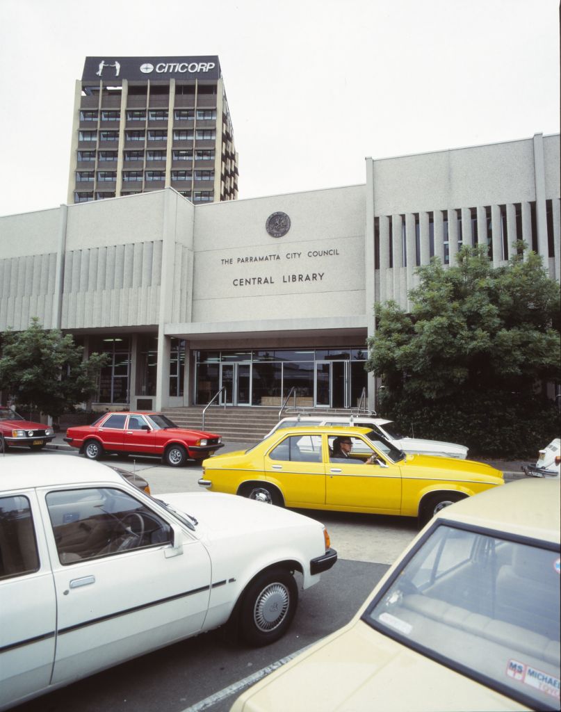 Parramatta City Council Central Library at Civic Place. 1982. City of Parramatta Archives: ACC002/108/029