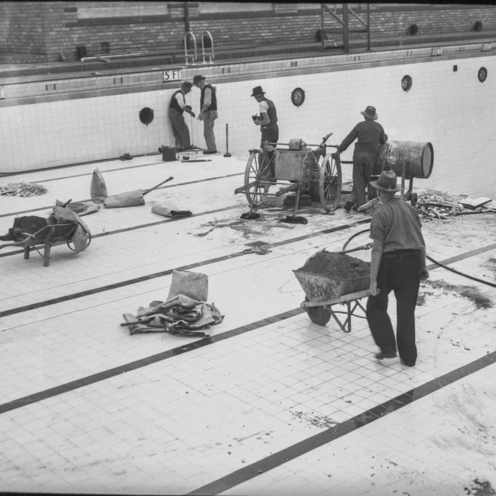 Repairs carried out at Granville Swimming Pool, circa 1951. City of Parramatta Archives: PRS111/351