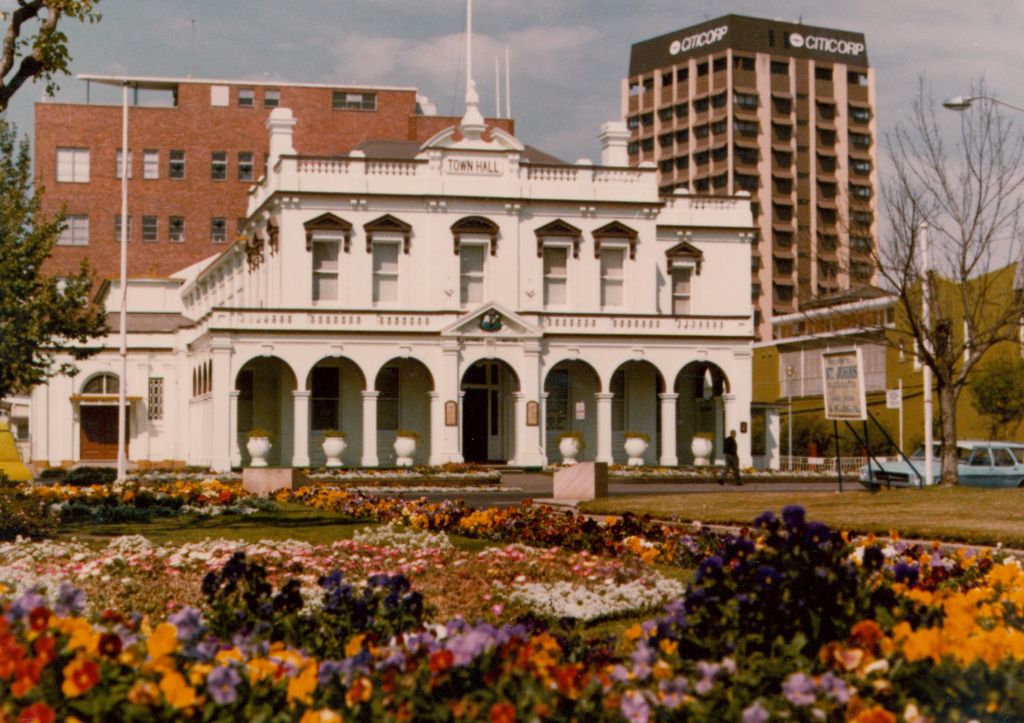 Parramatta Town Hall, 1982. City of Parramatta Heritage Archives.