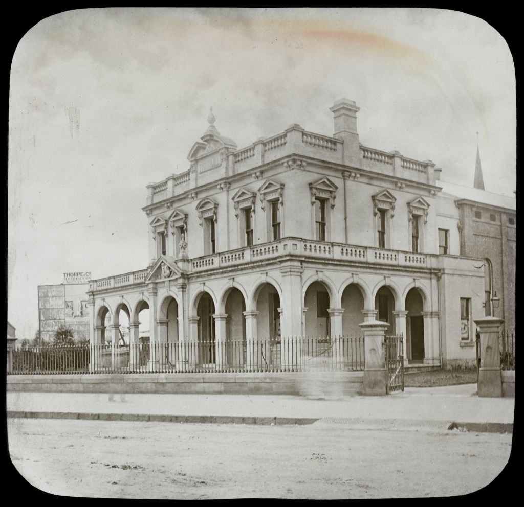 Parramatta Town Hall, circa 1880s. Image courtesy of State Library of Victoria.