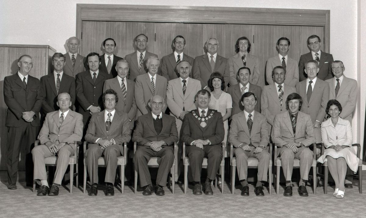 City of Parramatta Aldermen and Staff, 1975-1976