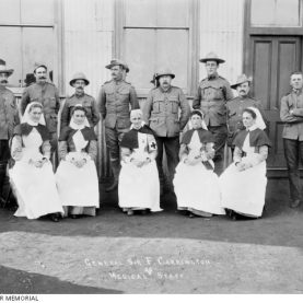 Nurses accompanied the 3rd Victorian Bushmen’s Contingent to South Africa in 1900: (front row – left to right) Sisters Fanny Hines, Julia Anderson, Marianne Rawson, Ellen Walter and Annie Thomson (Source: Australian War Memorial)
